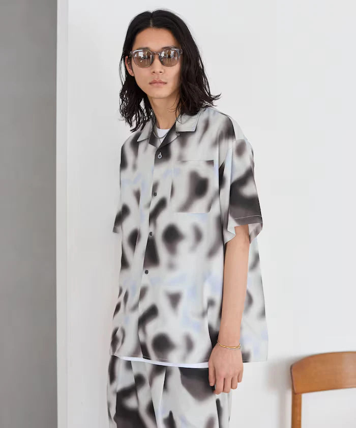 Open Collar Pattern Short Sleeve Shirt