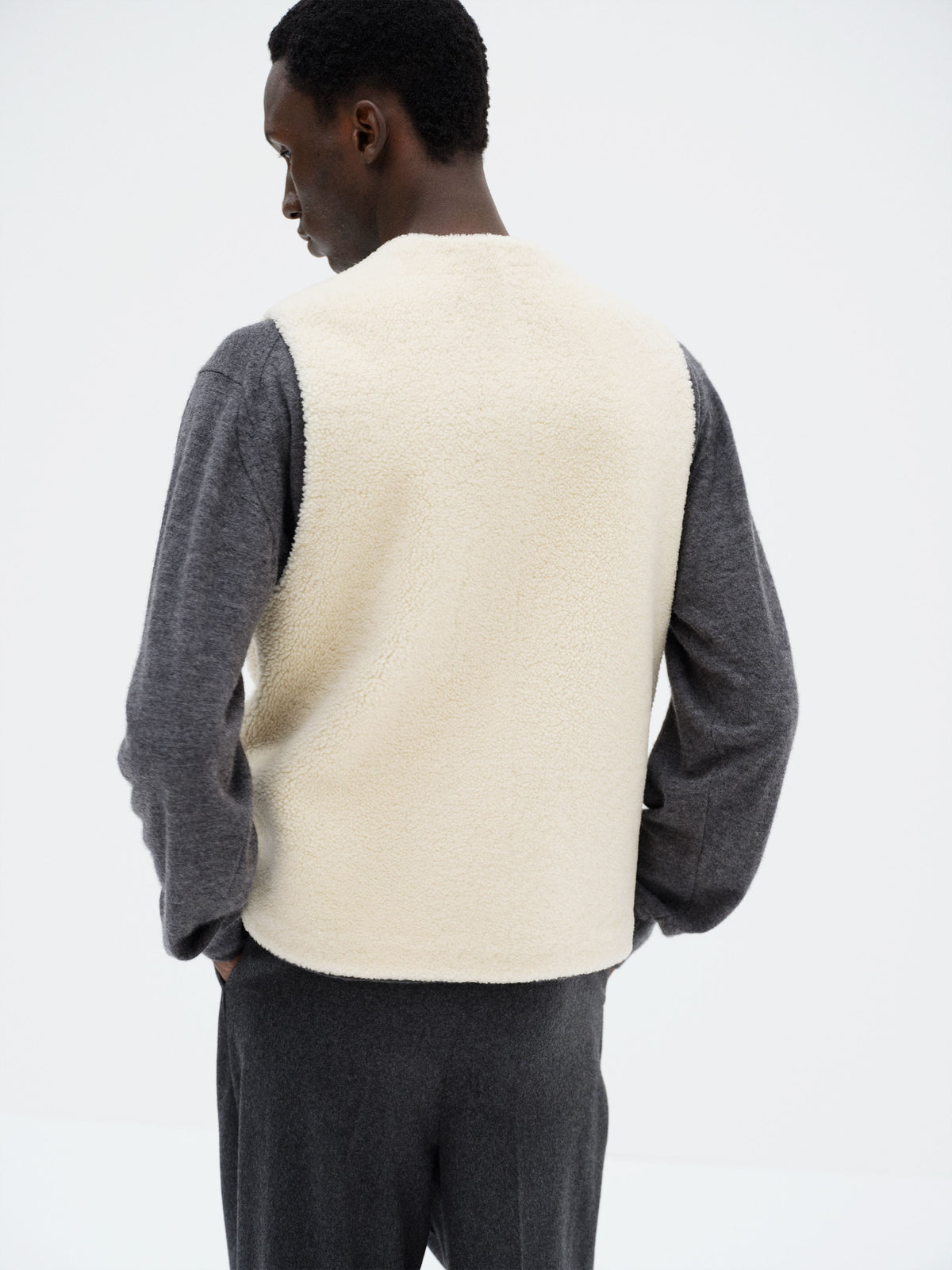 MERINO MOUTON VEST