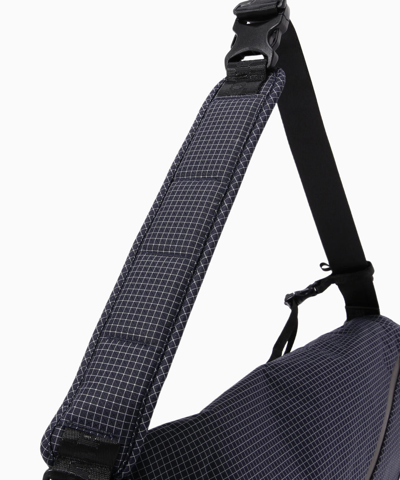 ocean rip messenger bag