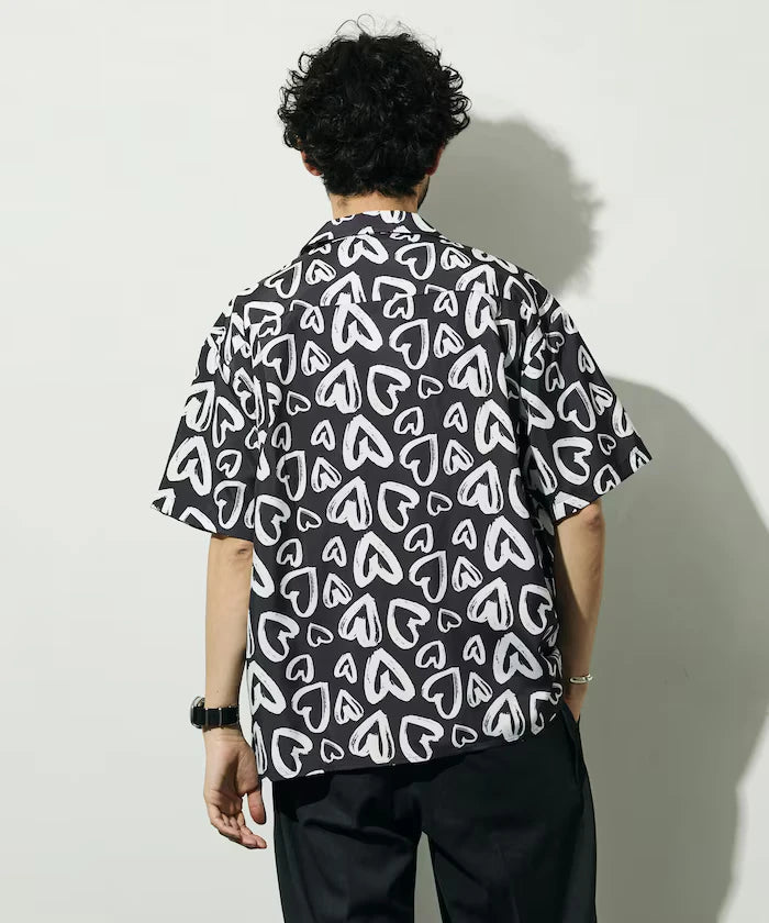 Open Collar Pattern Short Sleeve Shirt