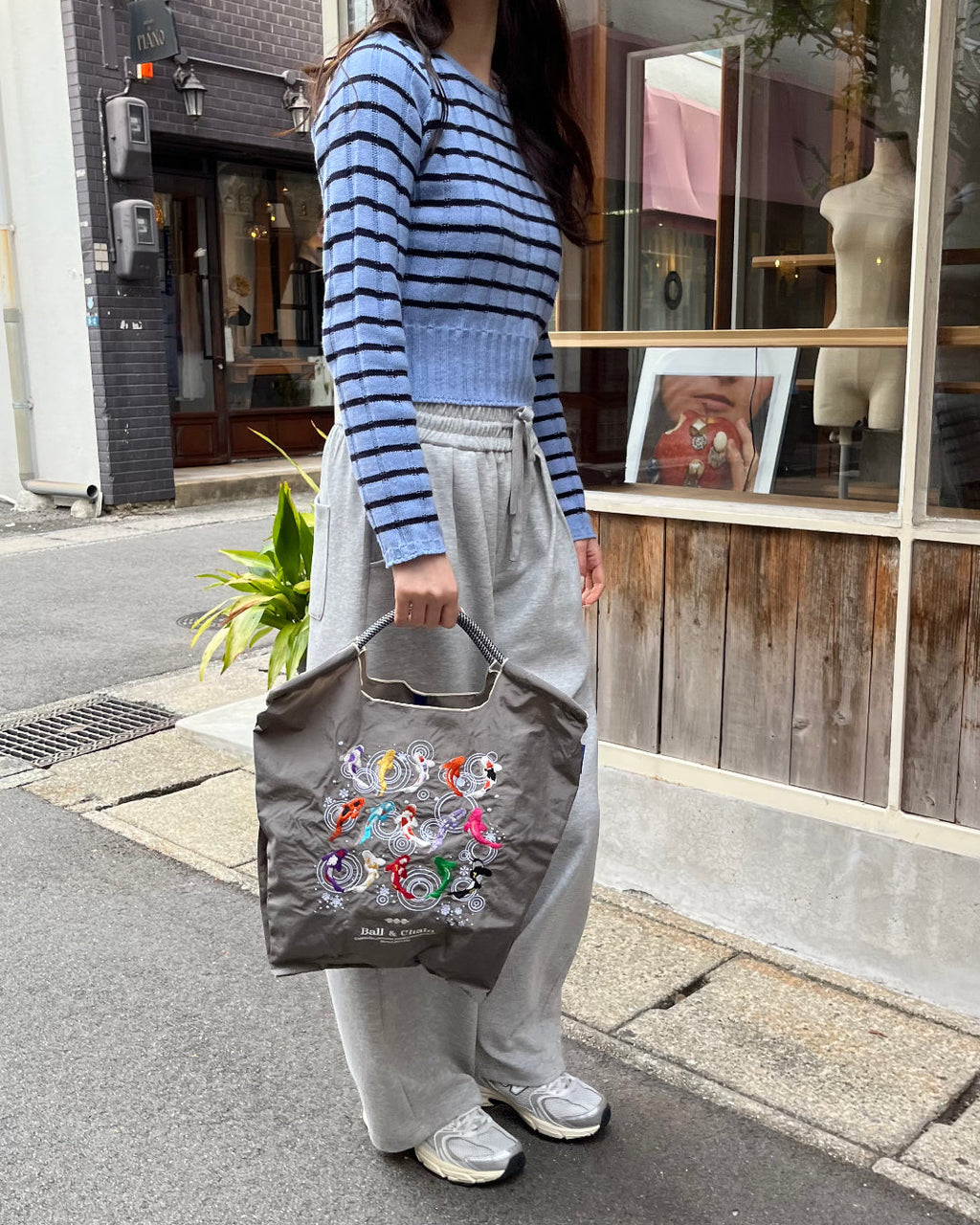 KOI (Carp) M#85 F/GRAY-301020