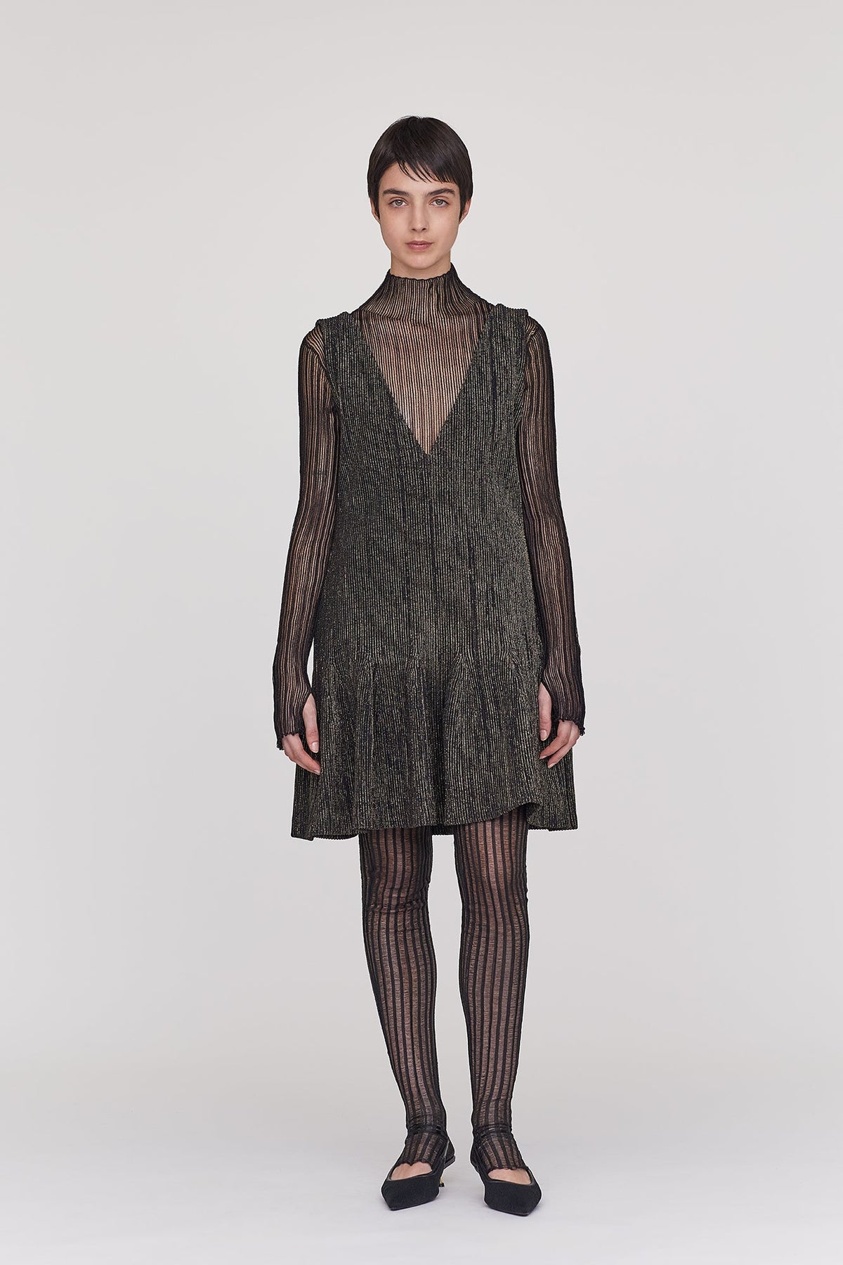 HYPHA V-NECK SLEEVELESS DRESS