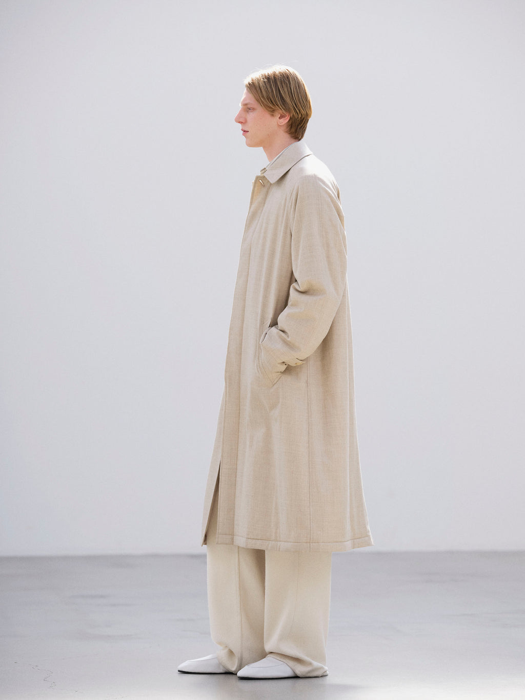 SUPER LIGHT WOOL PADDED COAT
