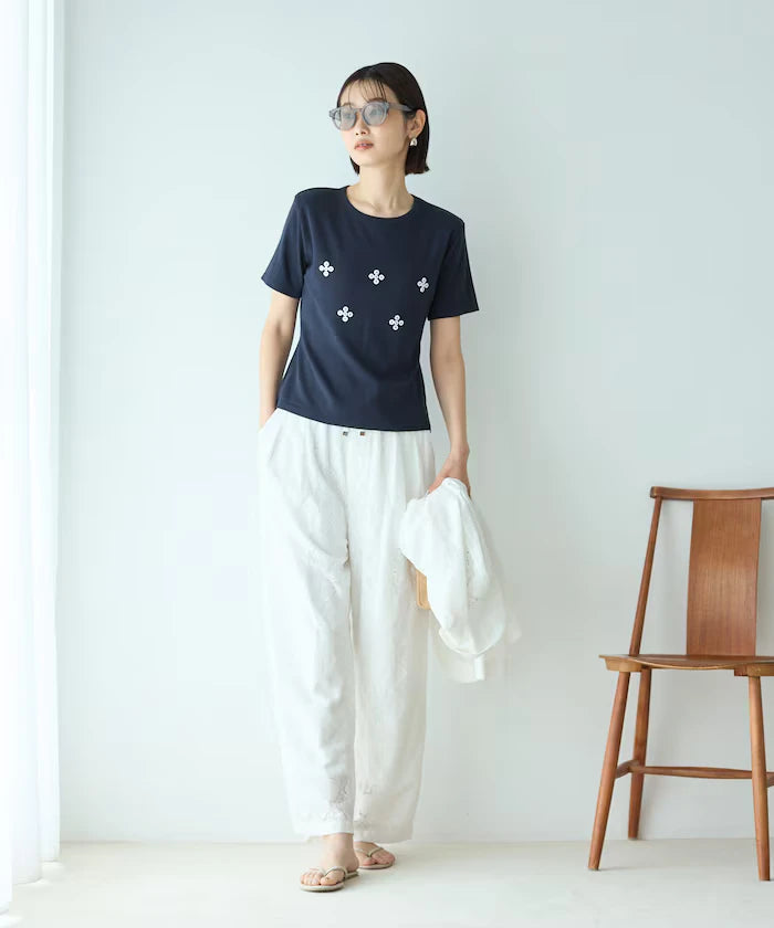 Shell Button Flower Motif Cotton Modal T-Shirt