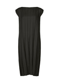 Cross Pleats