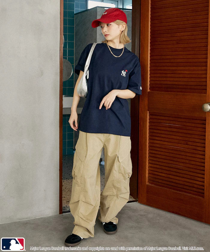 MLB Back Print Heart T-Shirt