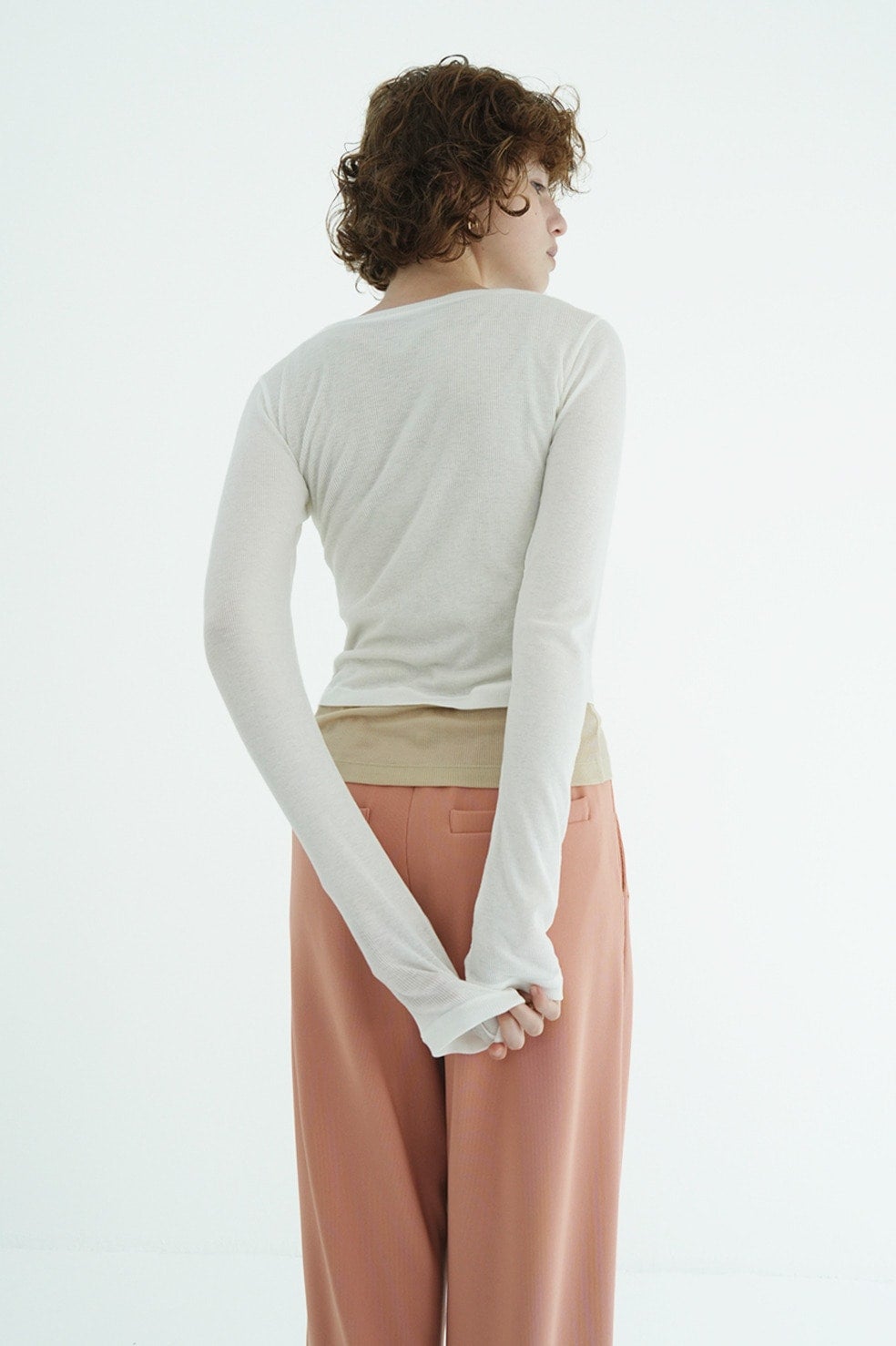 CURVED NECK LAYERED SET TOPS