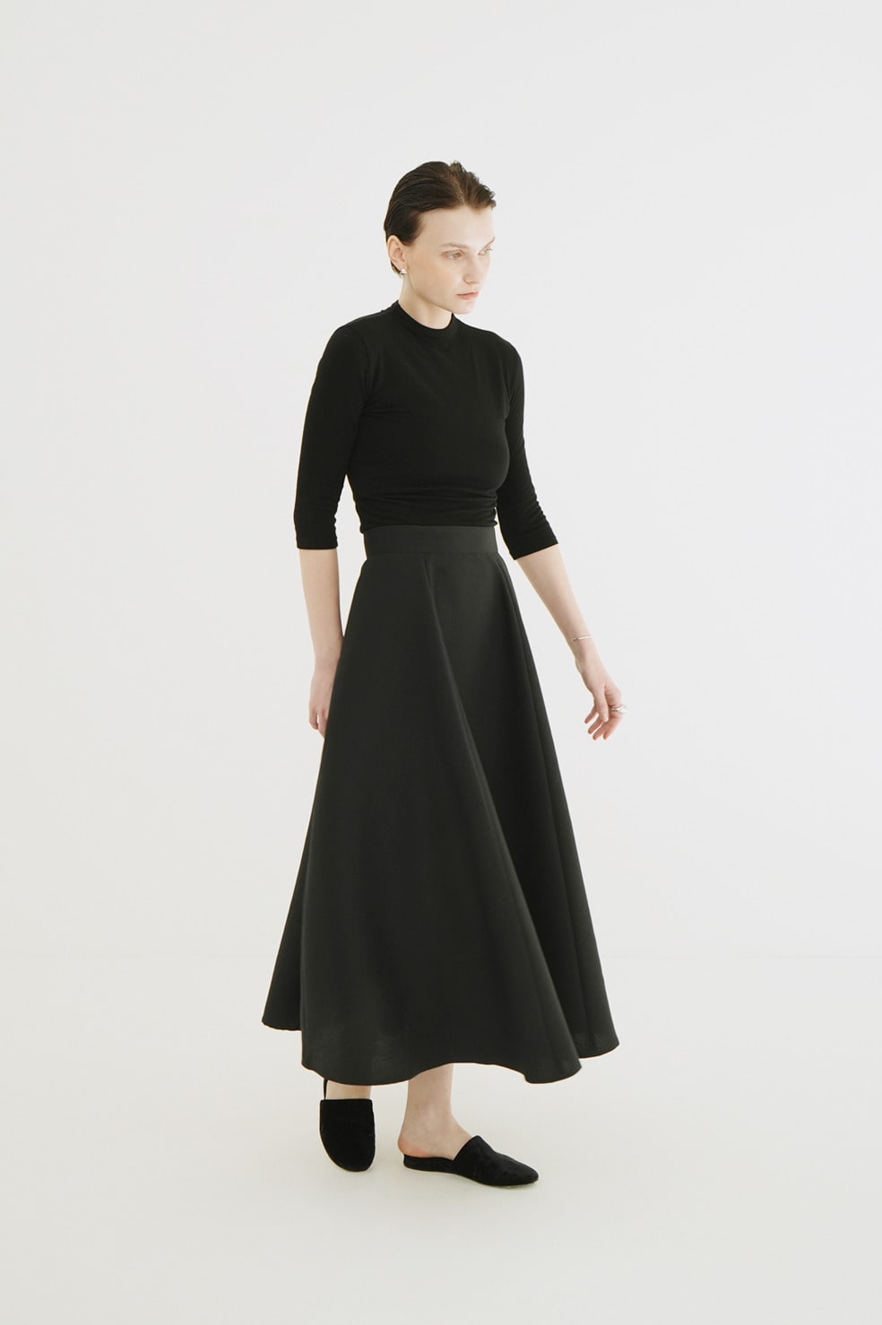 VOLUME FLARE SKIRT