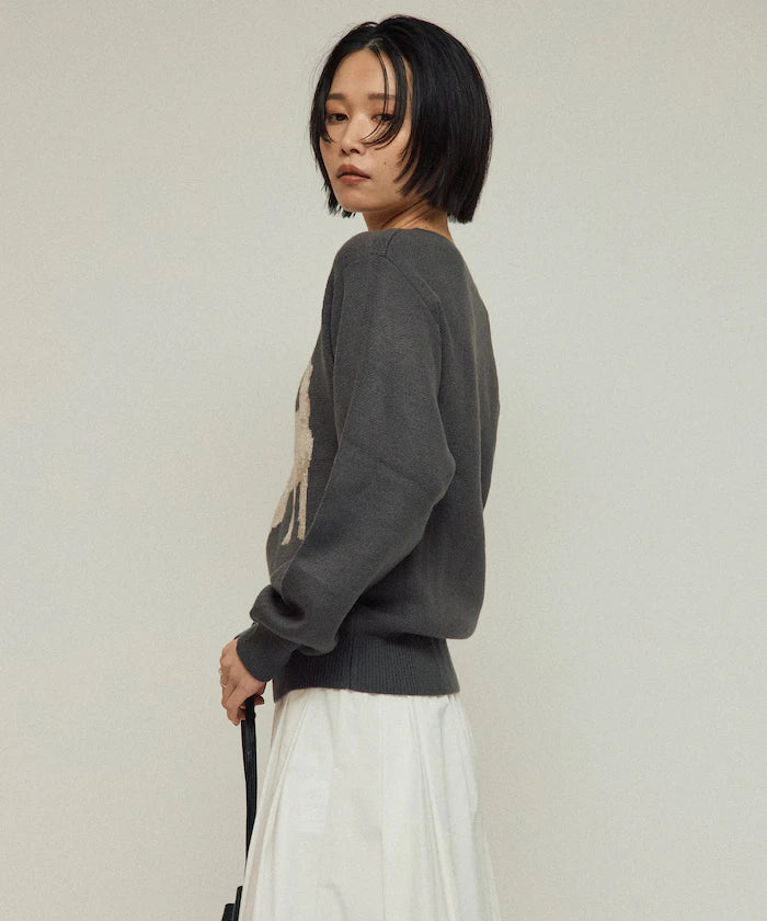 Sweat-like Animal Jacquard Knit