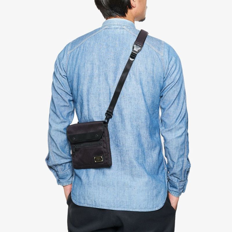 EXCLUSIVE BALLISTIC NYLON WALLET SHOULDER