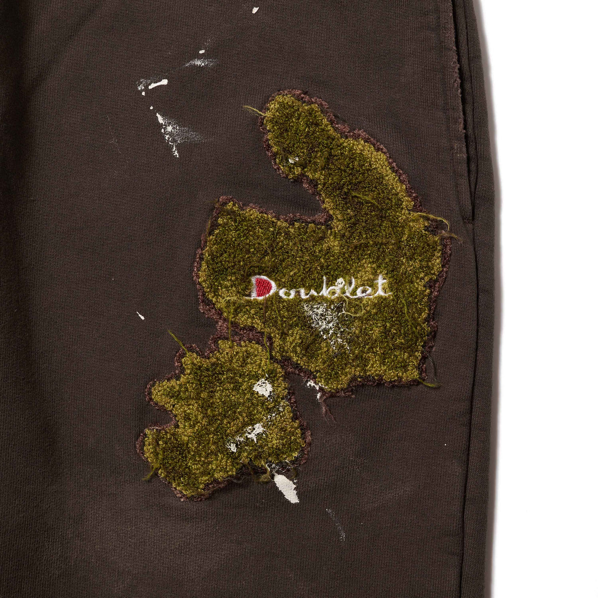 MOSS-GROWN EMBROIDERY SWEAT PANTS