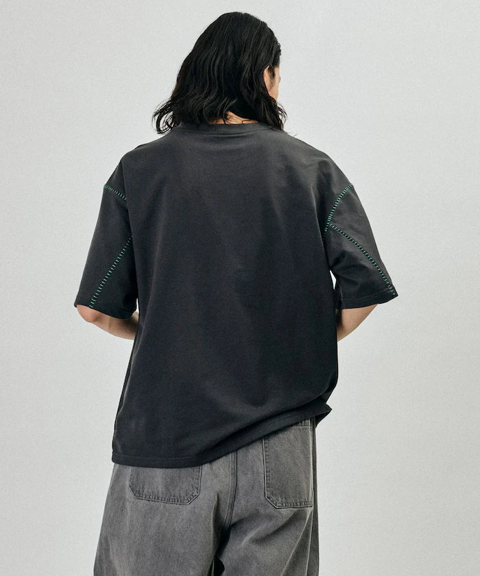 Box Silhouette Contrast Ladder Stitch Crew Neck T-Shirt