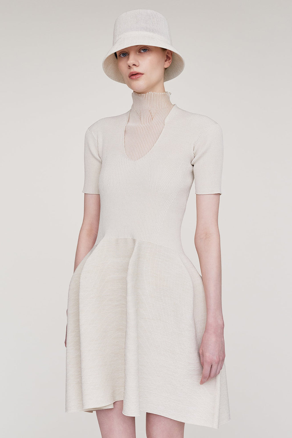 POTTERY GLITTER STAND-UP COLLAR SHORT SLEEVE MINI DRESS
