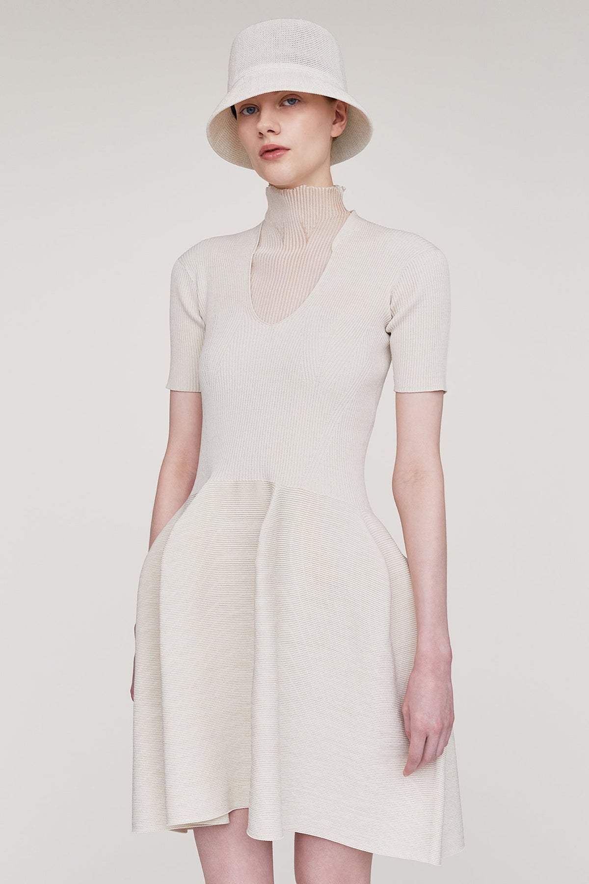 POTTERY GLITTER STAND-UP COLLAR SHORT SLEEVE MINI DRESS