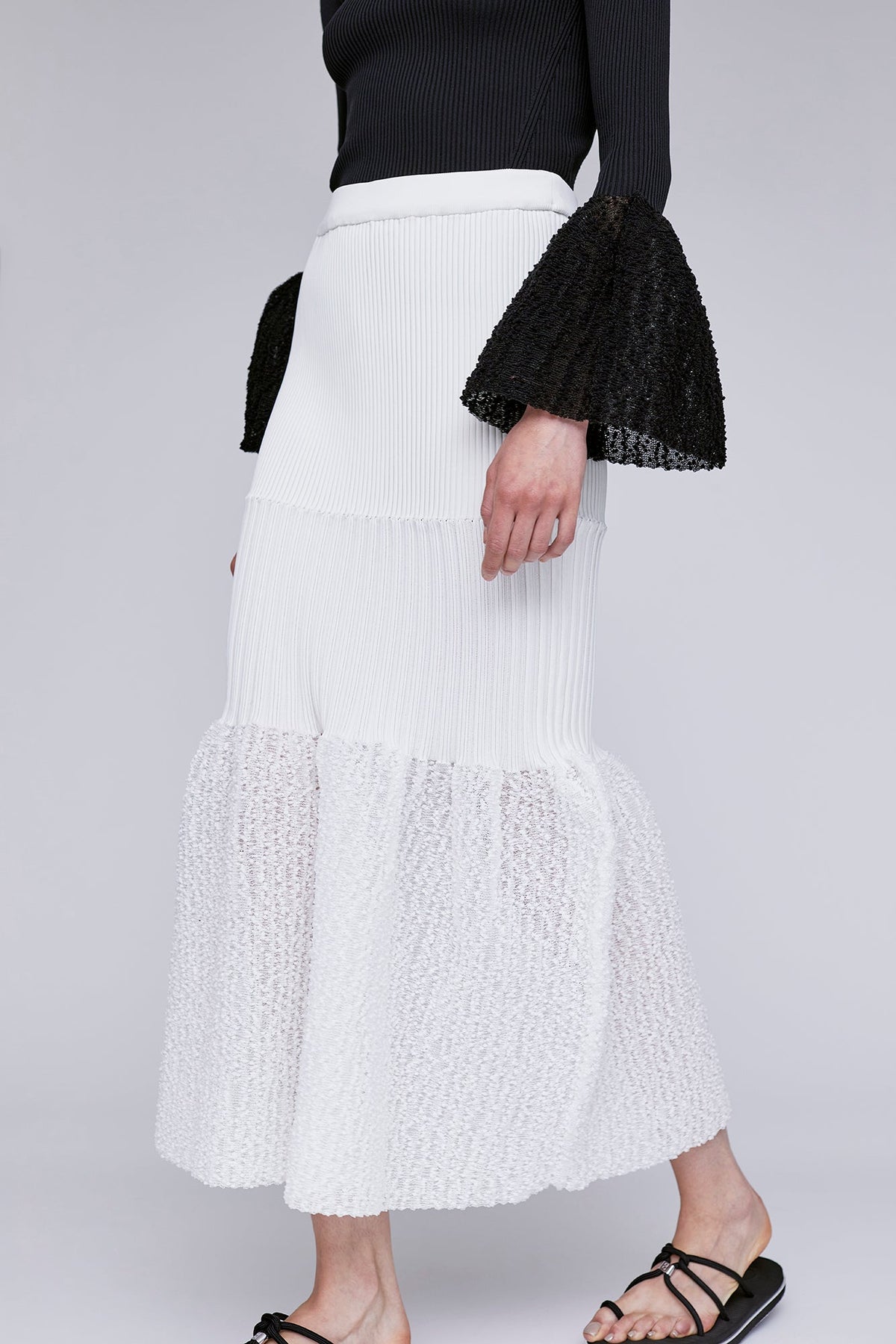 FLUTED ORNAMENT MERMAID SKIRT