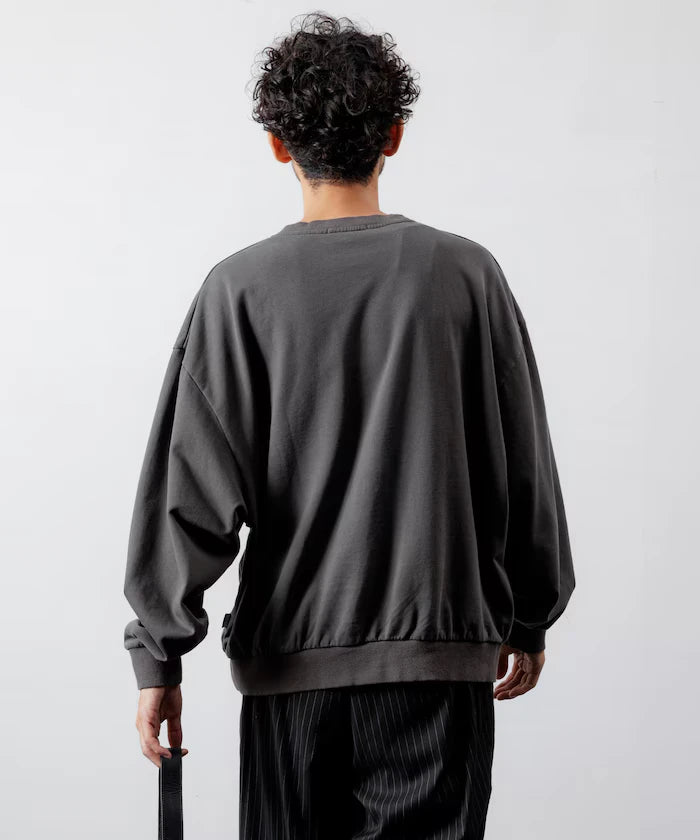 Front Print Crew Neck Sweat FIRST / Relaxed Fit