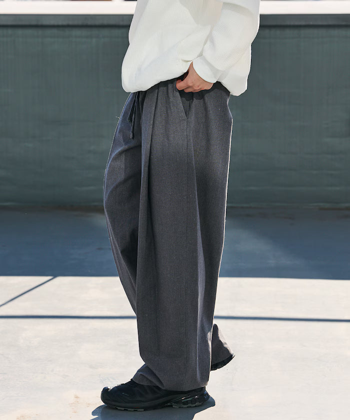 Wide Silhouette Linen Mix Tuck Easy Pants [Limited Edition]