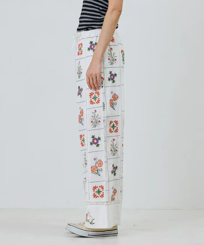 Patchwork Floral Embroidery Pants