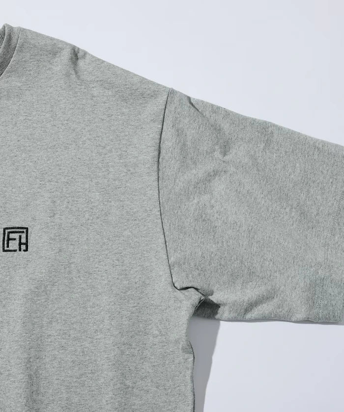 6 oz Front Logo Embroidered Crew Neck T-Shirt / Back Print T-Shirt PRINT ROUND FIRST