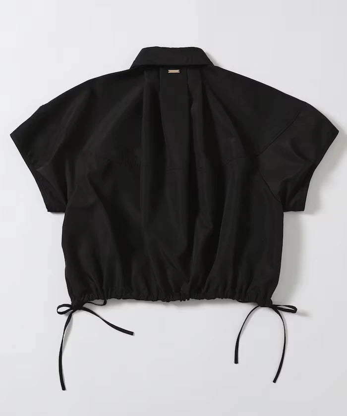 Switch Short Sleeve Hem Code Blouse