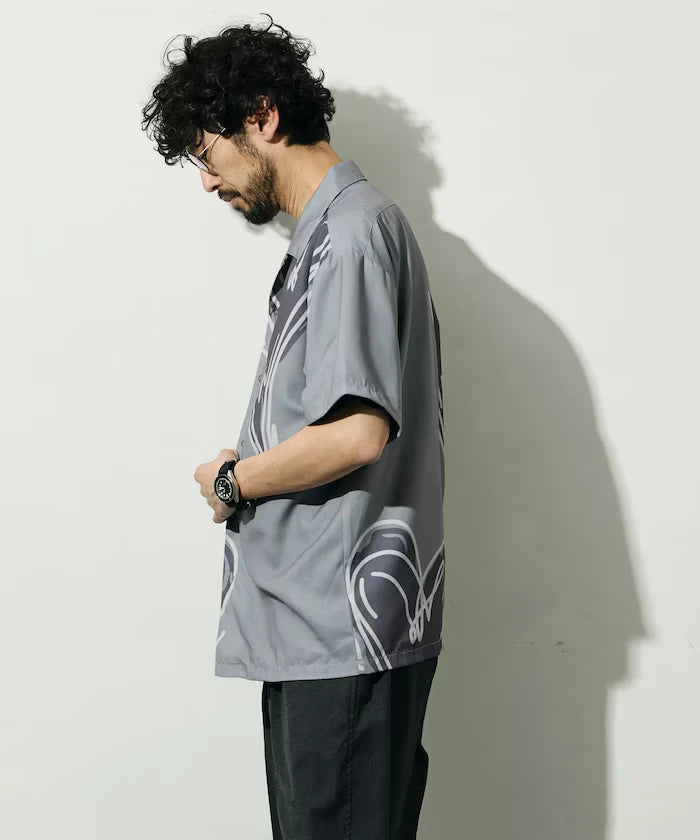 Open Collar Big Pattern Short Sleeve Shirt / Big Silhouette