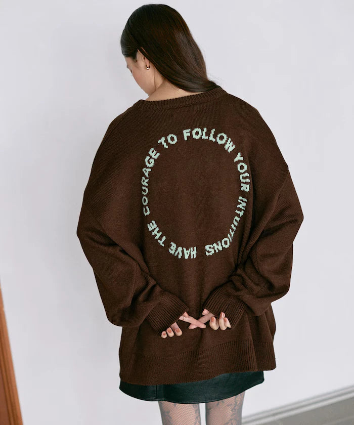 Sweat-like Lettered Knit / Jacquard Knit