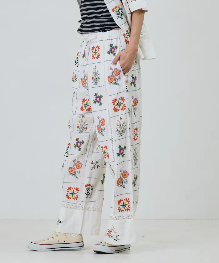 Patchwork Floral Embroidery Pants