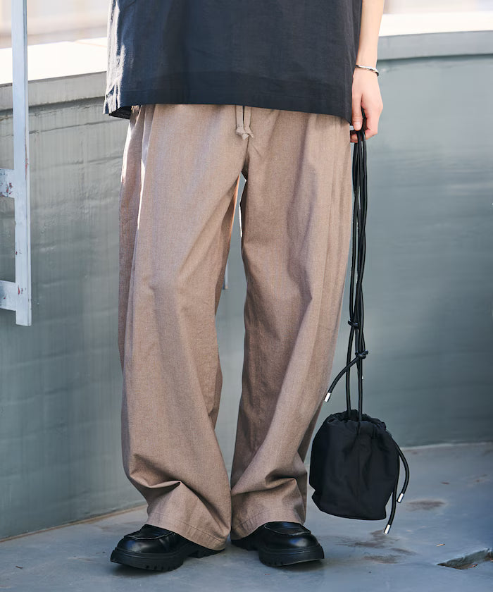 Wide Silhouette Linen Mix Tuck Easy Pants [Limited Edition]