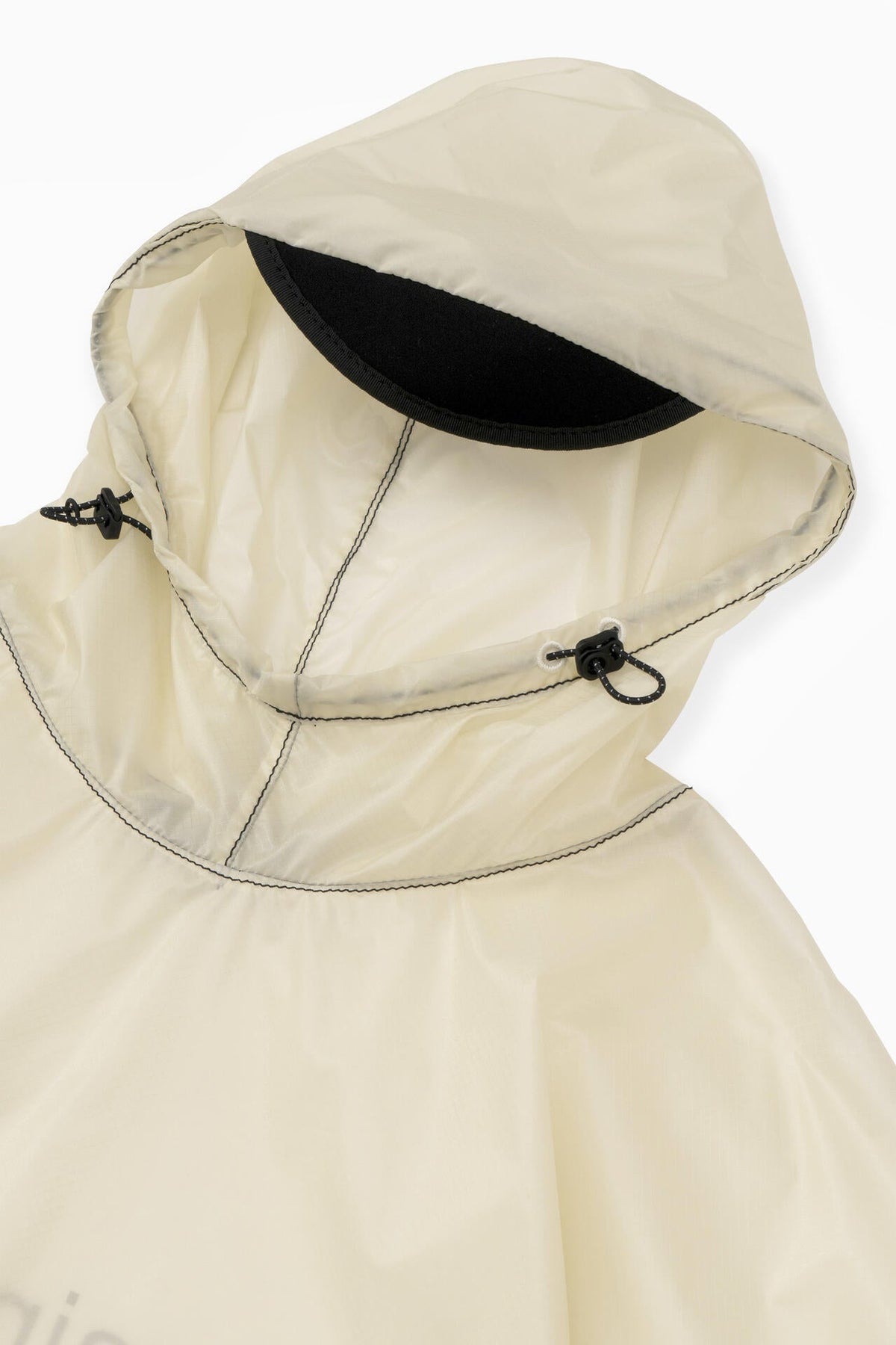sil poncho
