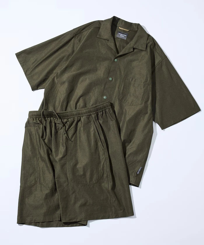 Open Collar Short Sleeve Shirt & Easy Shorts Travel Setup Fabric by SOLOTEX(R)
