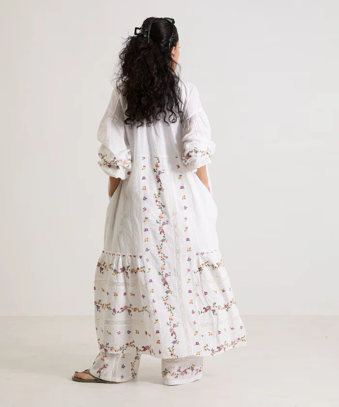 Dobby Floral Embroidery x Lace Dress