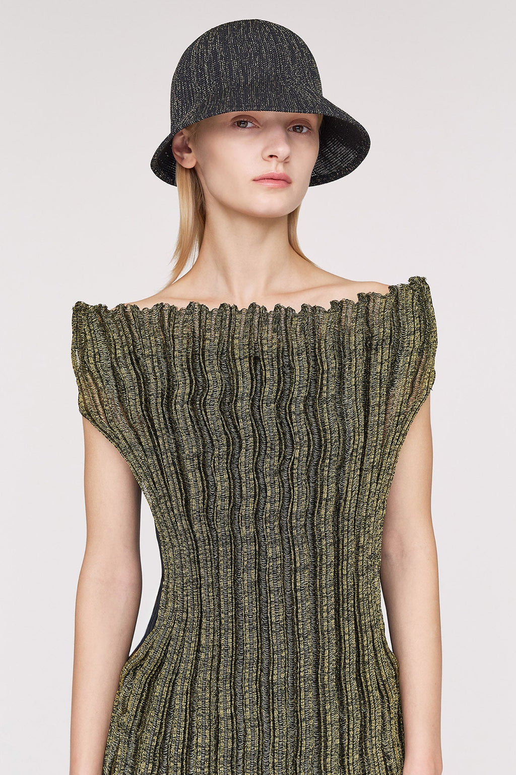 MESH KNIT GLITTER ASYMMETRIC HAT