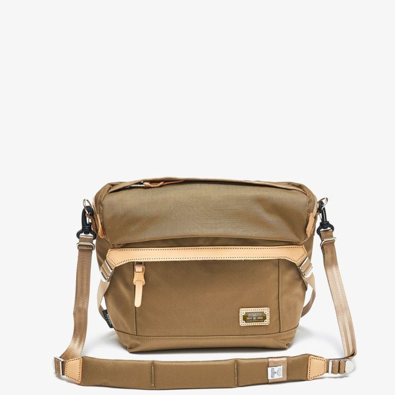 EXCLUSIVE BALLISTIC NYLON MESSENGER BAG/KHAKI