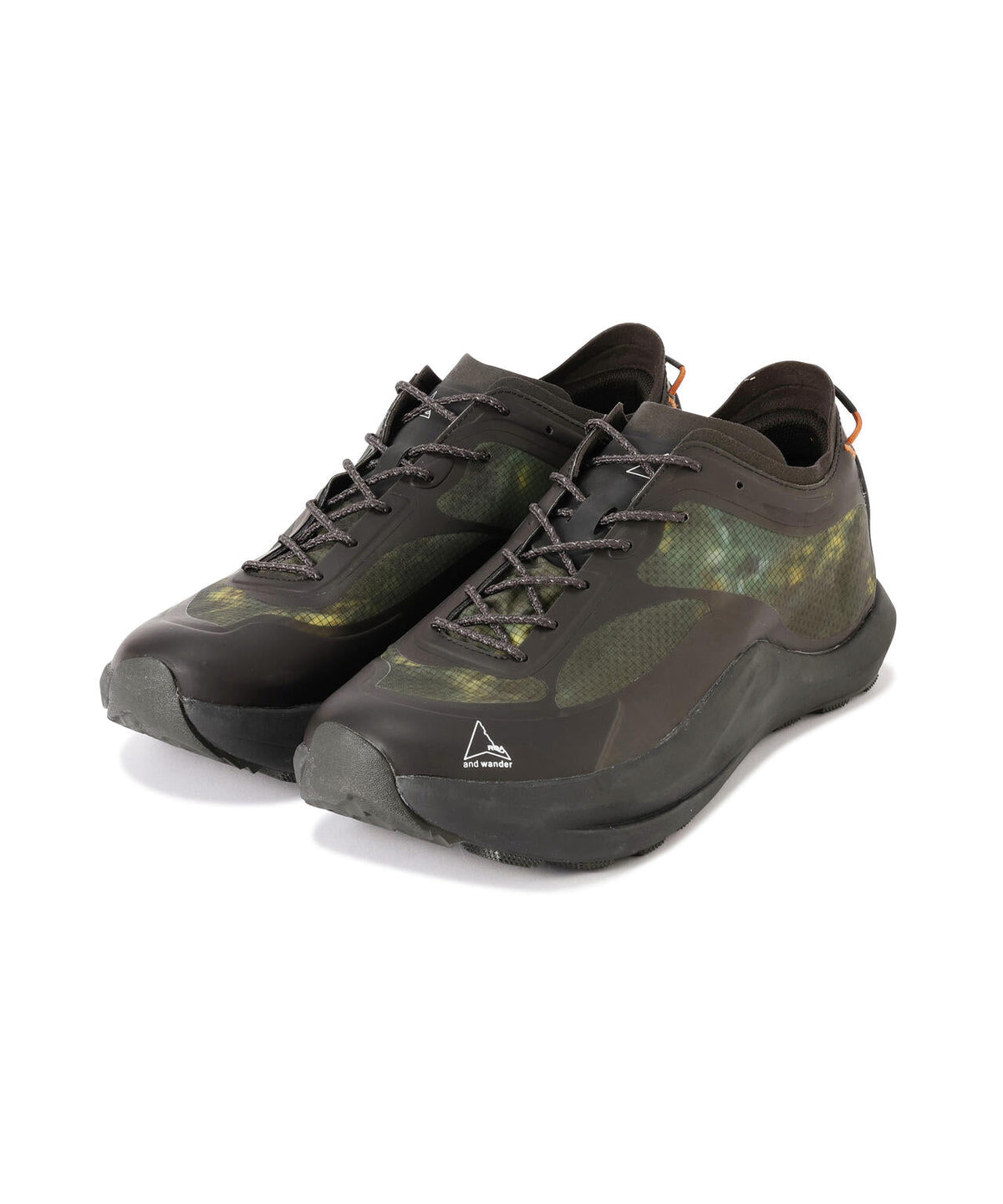 ROA × and wander  sella camouflage