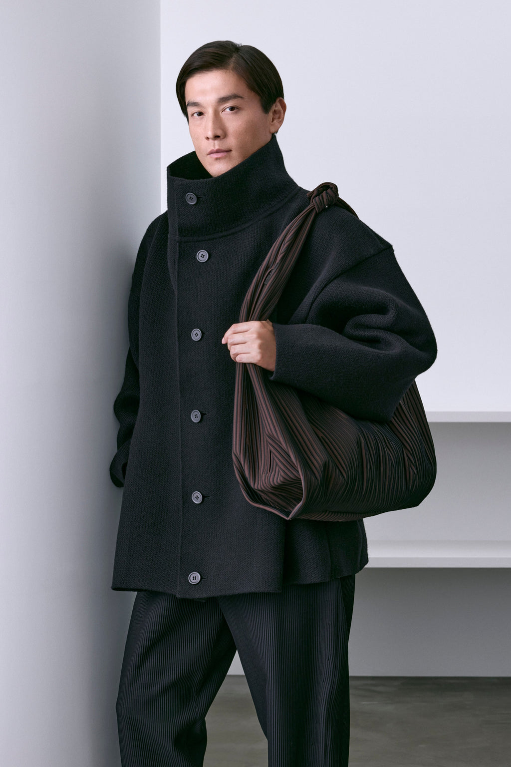 DAYFUKU LARGE SHOULDER BAG