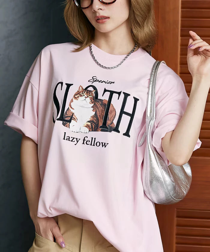<Functional Material> SLOTH Embroidered Cat T-Shirt Limited Edition