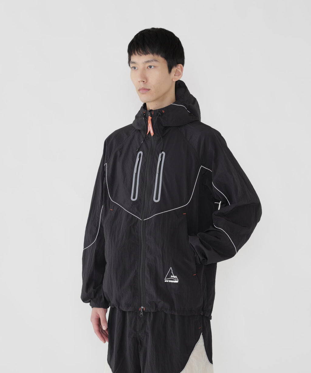 ROA × and wander  ripstop wind jacket