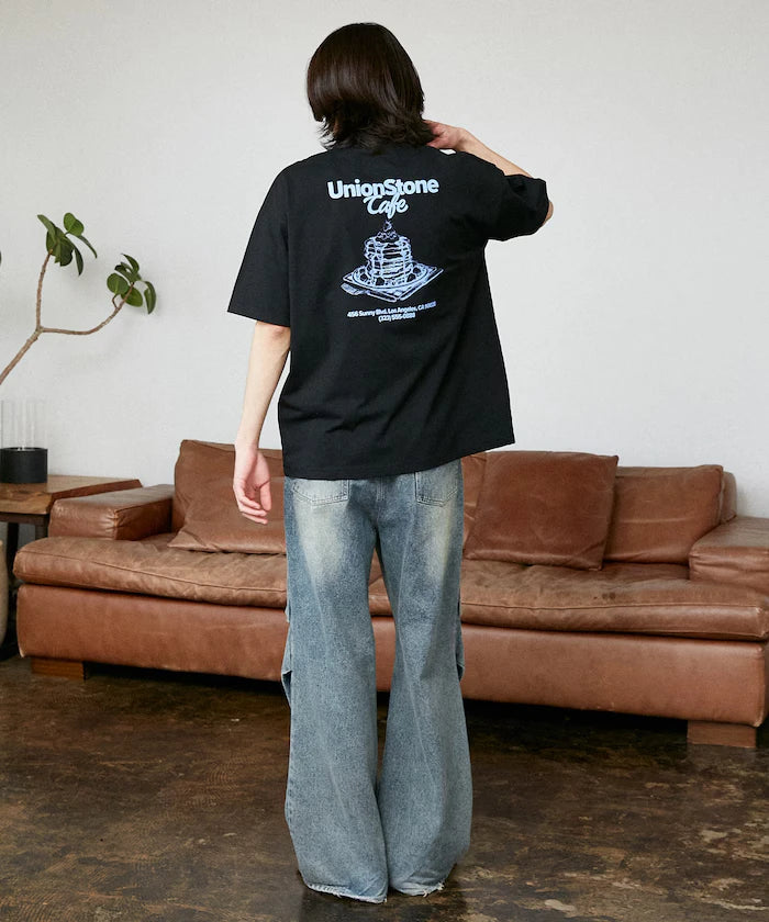 Love Pop Studio Cafe Shop Logo T-Shirt Limited Edition