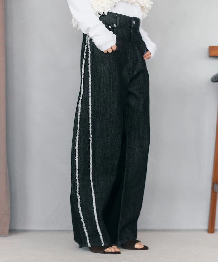 Side Fringe Curve Denim