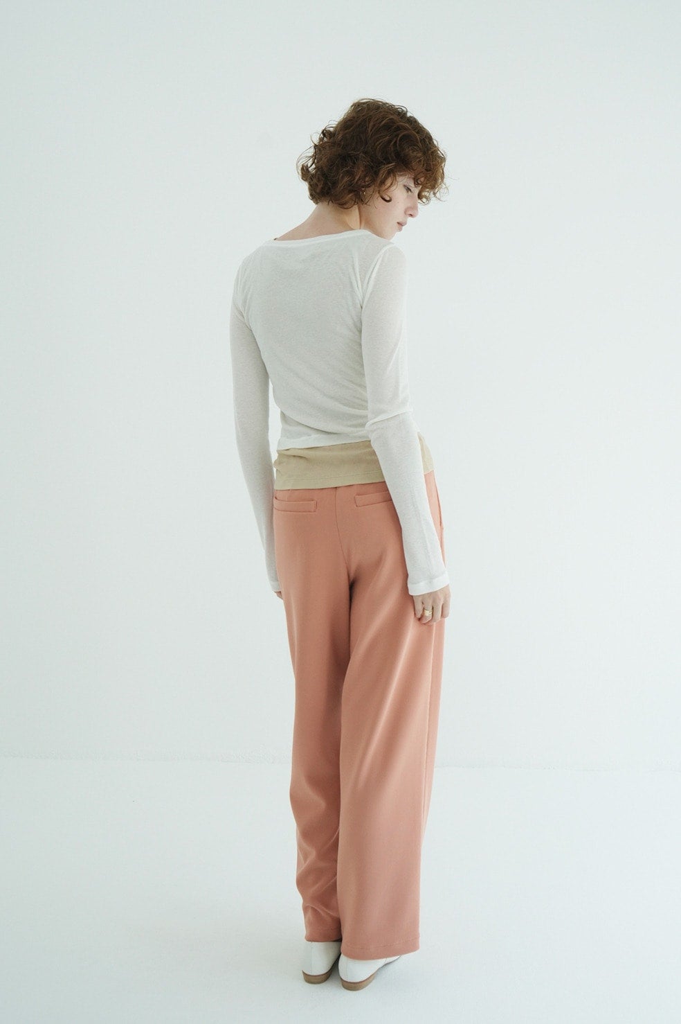CURVED NECK LAYERED SET TOPS