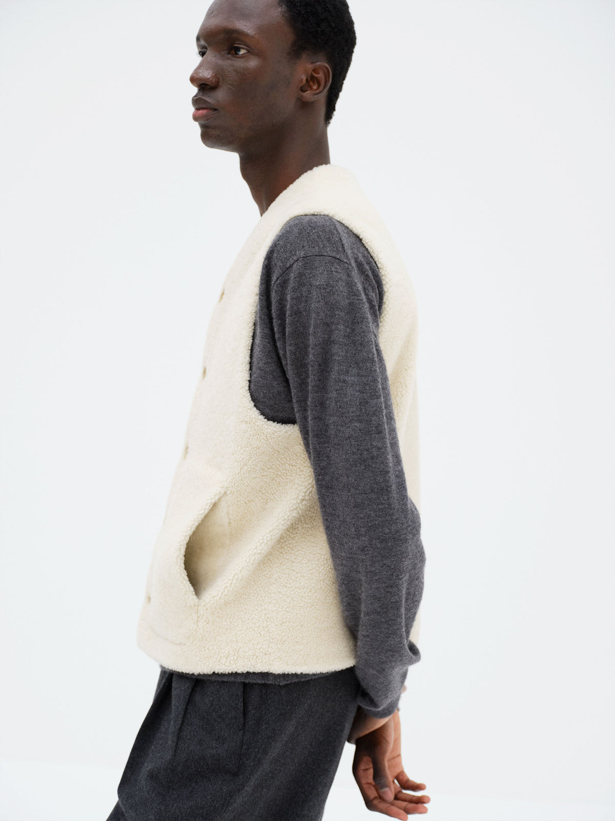 MERINO MOUTON VEST