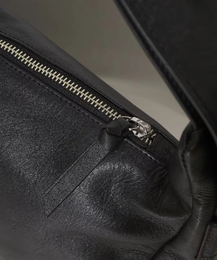 Leather Half Moon Shoulder Bag / Cowhide / Water-Repellent Leather