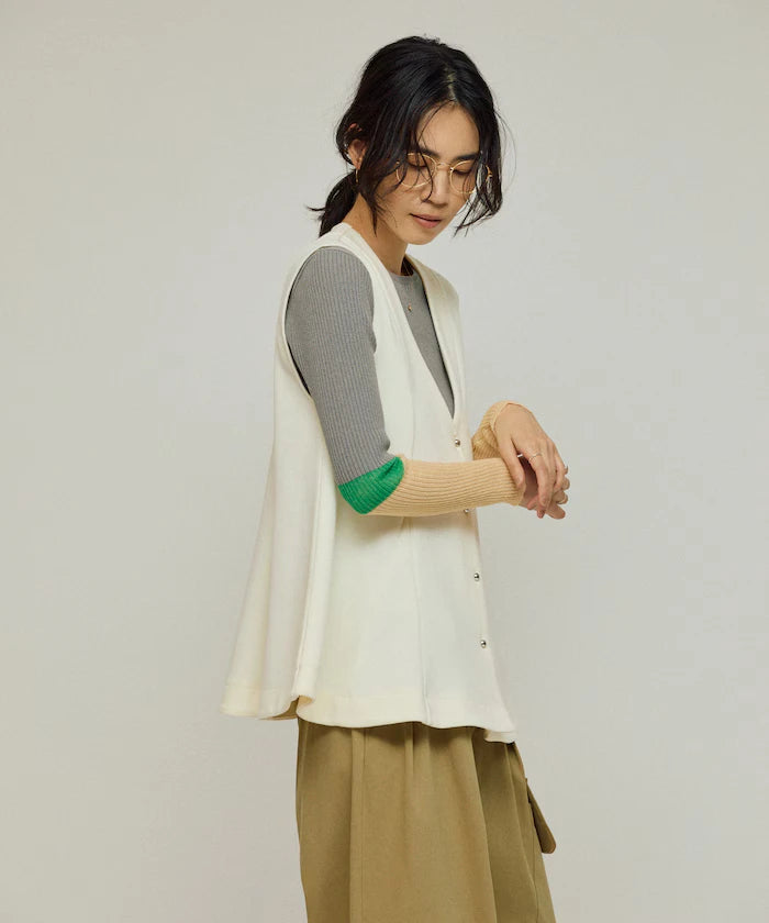 Peplum Silhouette V-Neck Gilet / Vest