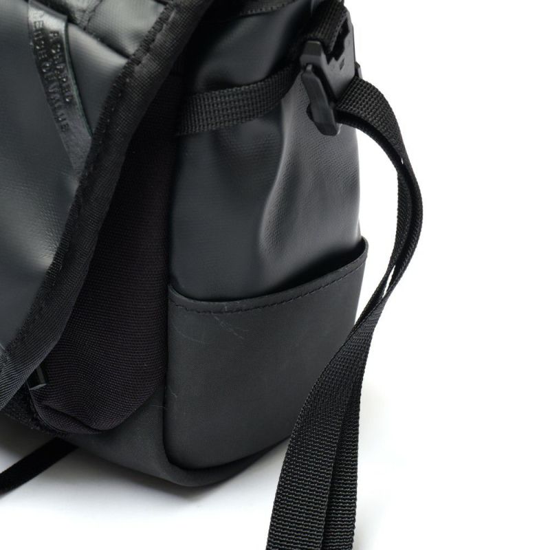 BLEISURE TRAVEL SHOULDER