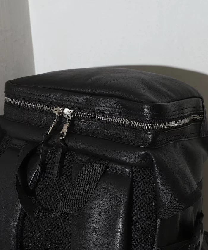 Leather Backpack L / Leather Backpack / Cowhide / Water-repellent Leather / with PC Sleeve