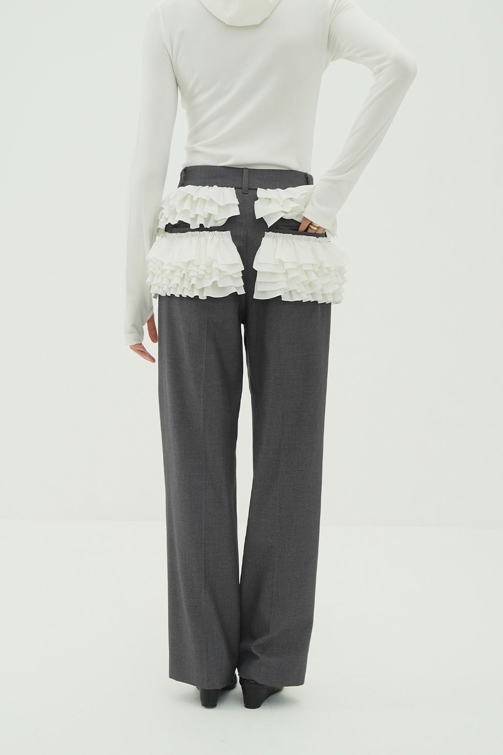 FRILLED SLACKS