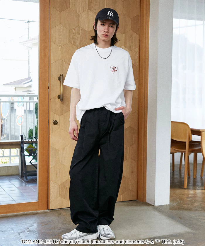 <Functional Material> TOM AND JERRY Heart Graphic T-Shirt Limited Edition