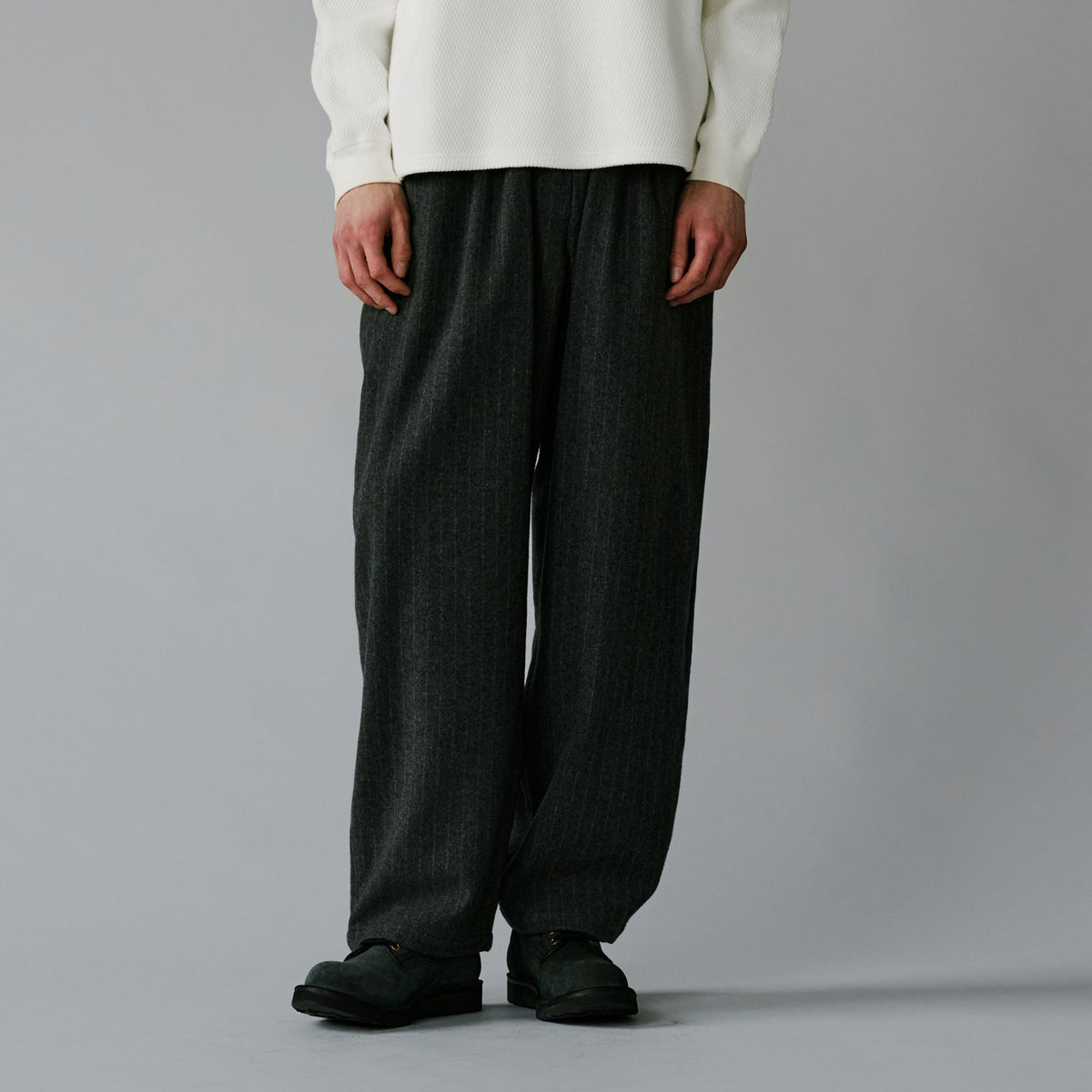 GL42576 / SUPER 160's WOOL HERRINGBONE MOSSER 1TUCK EASY PANTS