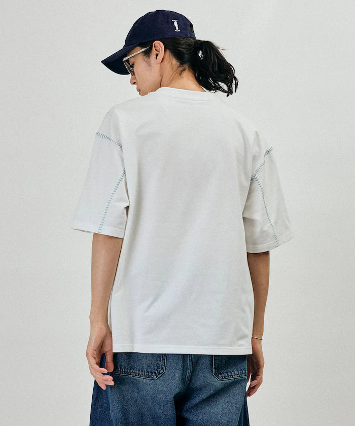 Box Silhouette Contrast Ladder Stitch Crew Neck T-Shirt