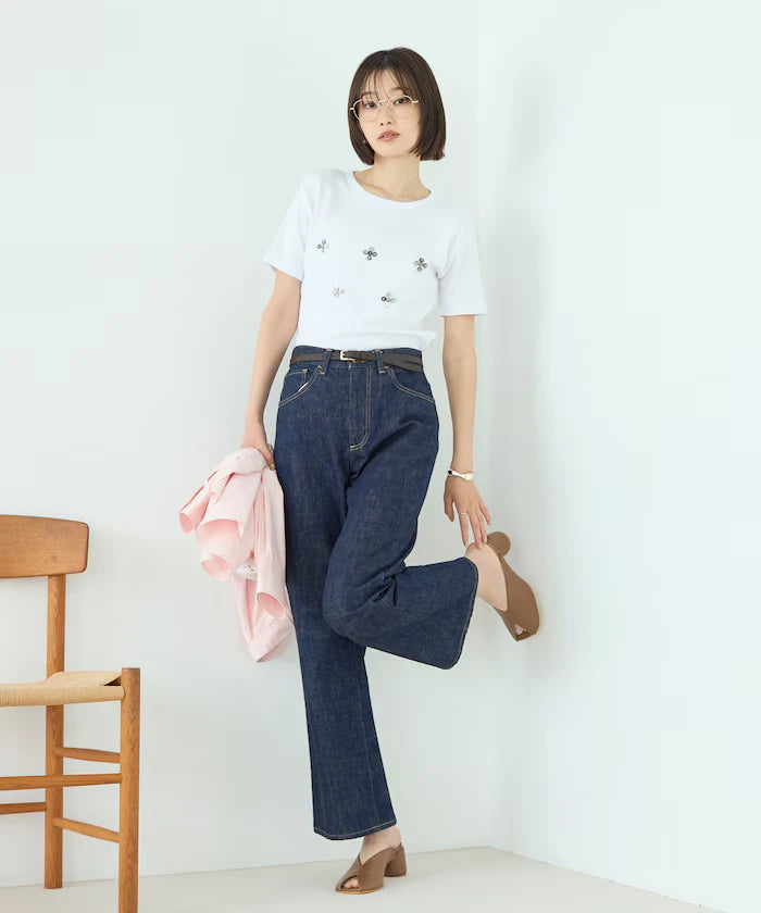 Shell Button Flower Motif Cotton Modal T-Shirt
